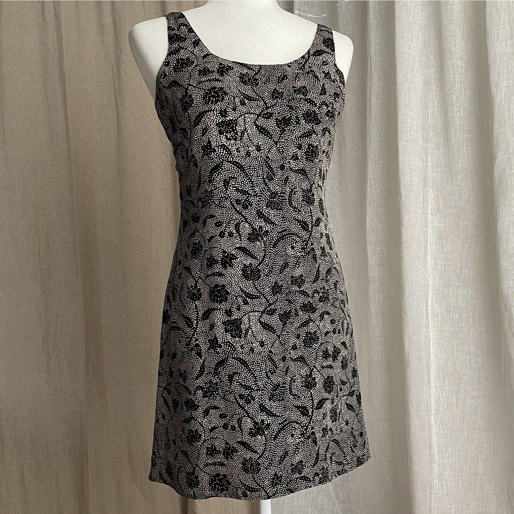 Ann Taylor Silk Floral Black White Dotted Pencil Dress Size 2 Petite US Short